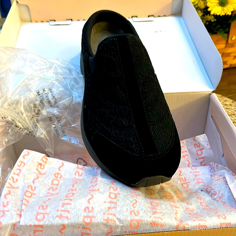 Easy Spirit Slip on Travel Time Walikning mule New! Size 8 M